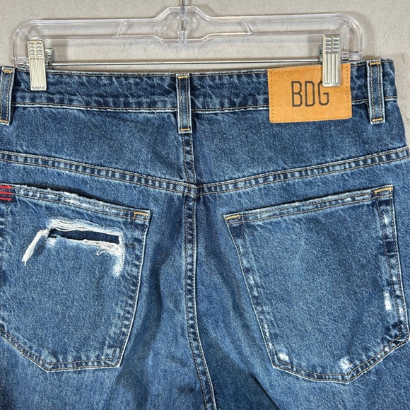 BDG Jeans Womens Size 28 Tapered Baggy Distressed Jeans Blue High Rise 90s - Picture 9 of 10